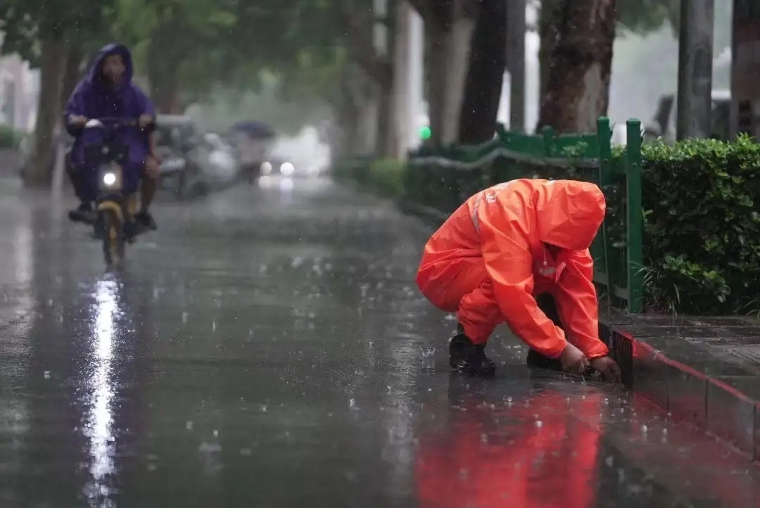 暴雨红色预警河北个别地点雨量将达250毫米以上