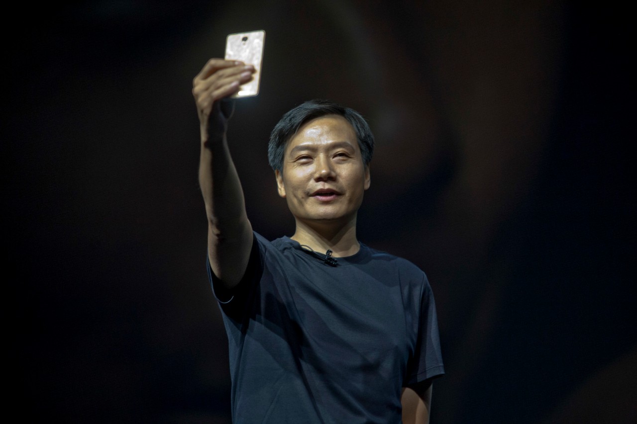 而后在2006年至2010年间于天语手机担任销售高管;2012年,王晓雁创立了