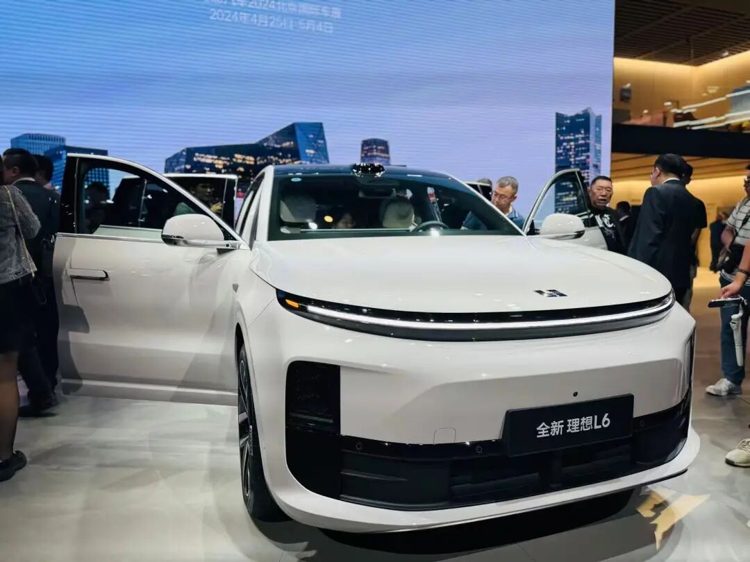 理想汽车Q3“爆雷”！毛利砍半净亏6亿，MEGA召回损失11亿，李想启动“创业模式”欲救场——_国际金融报社