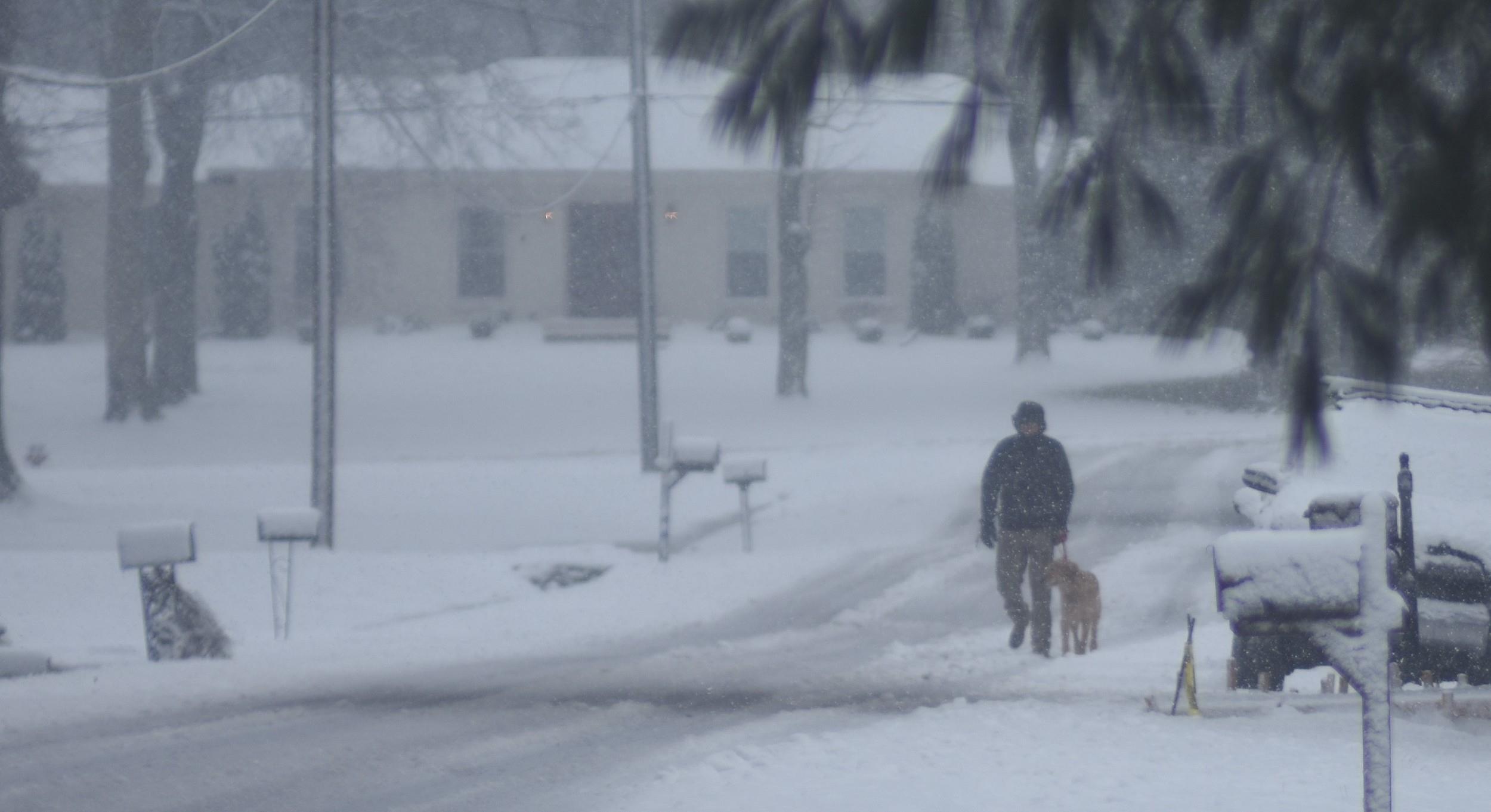 冬季风暴已导致美国逾100万用户断电——_国际金融报社